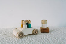 Load image into Gallery viewer, On The Go Car + Peg Doll Playset